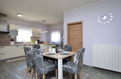 Nedescina Maison | Villa Daris (V9801-K1) - Nedescina