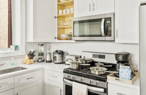 Tri-Taylor Appartement | Villa de Bonita Near Downtown Chicago