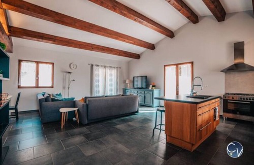 Orgnac-l'Aven Villa | * Villa de charme pour 8 personnes avec piscine à Orgnac-l'Aven *