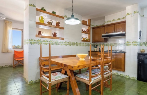 Deltebre Villa | Villa 'De L'ebre' avec piscine privée, Wi-Fi et climatisation