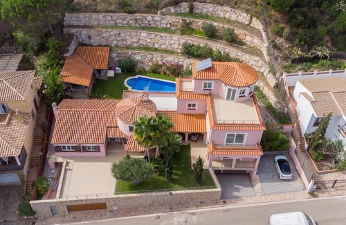 Sa Riera Villa | Villa de Luxe à Begur avec vue sur la mer, Wi-Fi et climatisation