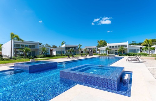 Avellanas Beach Maison | Villa de Piña: Brand New, 2 Min Drive to Surf & Sunsets @ Playa Avellanas