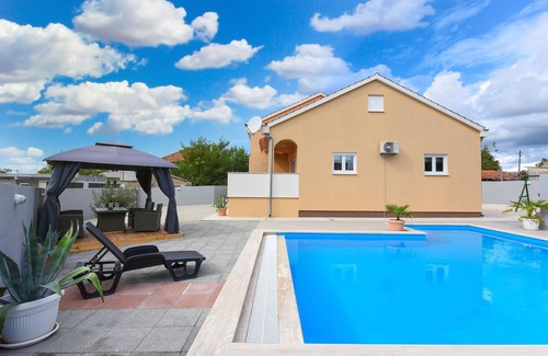 Brisevo Villa | Villa Delmonicos