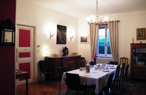 Luxeuil-les-Bains Maison | Villa des Capucins