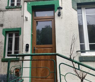 Saint-Charles du Port Appartement | Villa des Roses - Appart T2, 31m2, 1er étage, vue jardin, "Le scandinave"