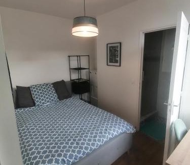 Saint-Charles du Port Appartement | Villa des Roses - Appart T2, 31m2, 1er étage, vue jardin, "Le scandinave"