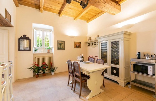 Guzman Villa | Villa Desiderio - Trois Chambres Villa, Couchages 12