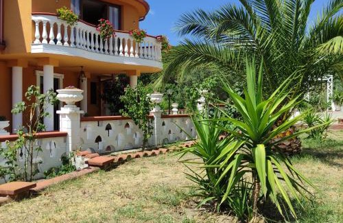 Caccuri Maison | Villa Di Gioia