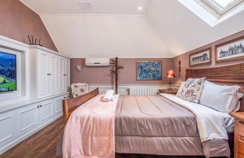 Gramado City Centre Appartement | Villa Di Pietro 502 - Apto no coração de Gramado 400 metros Rua Coberta