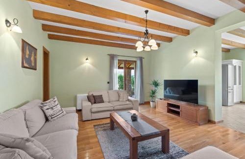 Buzet Villa | Villa Dol