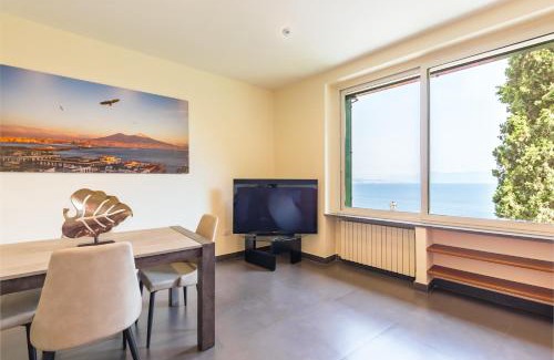 Posillipo Appartement | Villa Dolcevita with parking by Napoliapartments