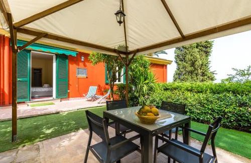 Posillipo Appartement | Villa Dolcevita with parking by Napoliapartments