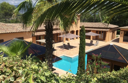 Mouans-Sartoux Villa | VILLA DOMAINE LES CIGALES proche Golf, Padel, tennis