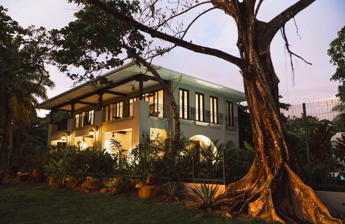 Savegre Villa | Villa Dos Besos - New beachfront Spanish-Colonial architectural masterpiece.