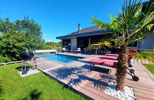 Naves-Parmelan Maison | Villa du Parmelan entre lac et montagnes avec piscine privée et chauffée