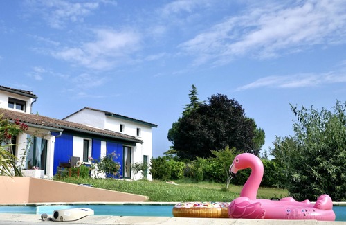 Fronsac Villa | Villa du tertre au milieu des vignes