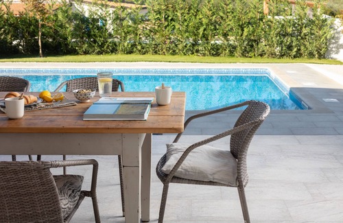 Cepljani Villa | Villa E - Villa moderne avec équipements haut de gamme et piscine