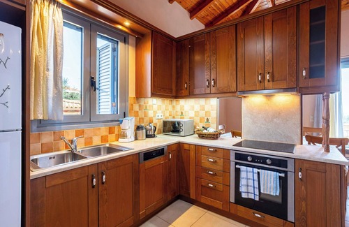 Kardamyli Villa | Villa Eleni - Private Pool Retreat near Kardamili