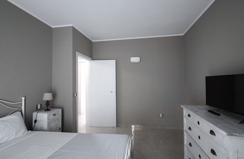 Galugnano Villa | Villa Eli - Hostproperty