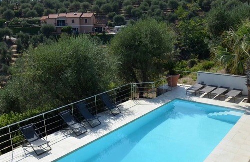 Civezza Villa | Villa Elisa avec piscine privée. Avec 4 chambres, 8 personnes