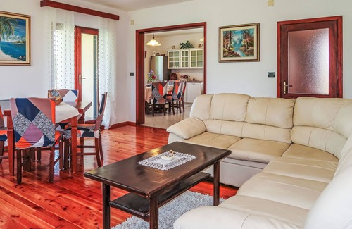 Pican Maison | Villa Emanuela by Interhome