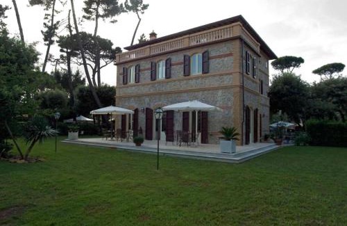 Marina di Pietrasanta Villa | Villa Emma