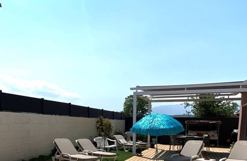 Joch Maison | Villa entièrement climatisée, piscine, terrain de pétanque, à 3 km du lac de Vinça, 35 km de...