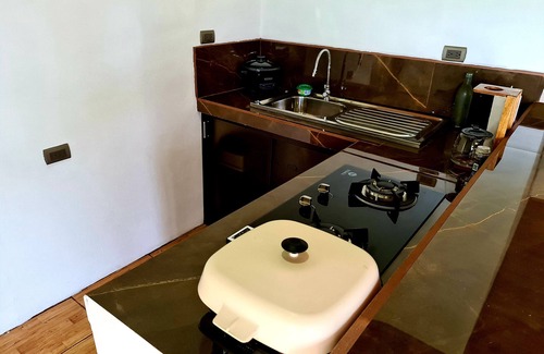 Penas Blancas Villa | Villa Equipada, Rodeada del Bosque Lluvioso