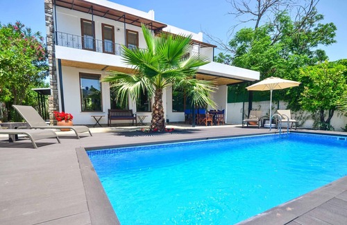 Bitez Villa | Villa Ercin - Cinq Chambres Villa, Couchages 8