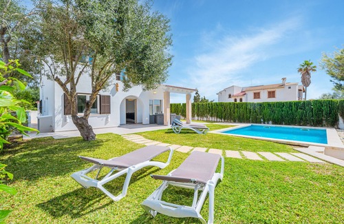 Llucmajor Villa | Villa 'Es Raco Sa Rapita' avec vue sur la mer, piscine privée et Wi-Fi.