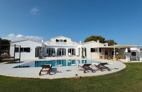Sant Lluis Villa | Villa "Estrella Sant Lluis" avec piscine privée, jardin privé & Wi-Fi