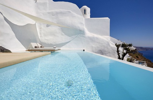 Firostefani Villa | Villa Etheras, piscine privée chauffée, 2 chambres à coucher, vue imprenable sur la caldera