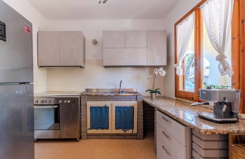 Porto Pino Villa | Villa Etnic Eloise just steps from Porto Pino long beach