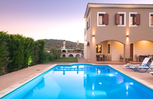 Melidoni Villa | Villa Evanthia, un endroit pour être!