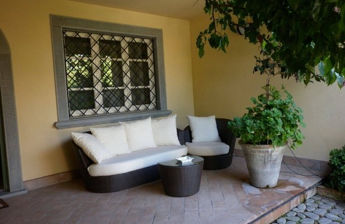 Seravezza Villa | Villa Ewa, spacieuse, élégante, climatisation, jacuzzi, wifi, confort