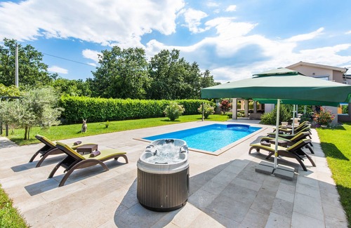 Belavici Villa | Villa Fantasia nearby Pula – Crovillas GmbH