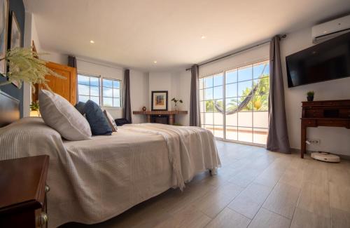 Calafat Villa | Villa Fenicia