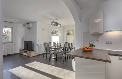 Kapelica Villa | Villa Filleona, Labin, Croatia