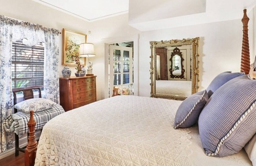 West Palm Beach Villa | Villa Fiore near Mar-A-Lago