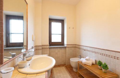 Manciano Villa | Villa Flo' - Piscina Privata, Relax & Privacy