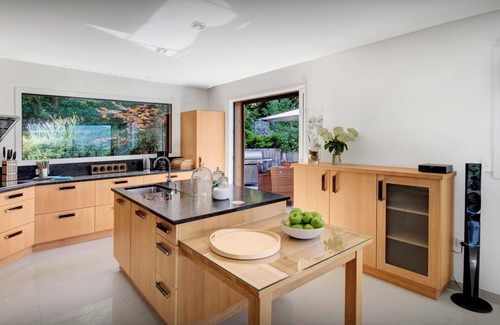 Talloires-Montmin Villa | Villa Flying Dragon - villa exclusive pour 8 au lac d'Annecy - OVO Network