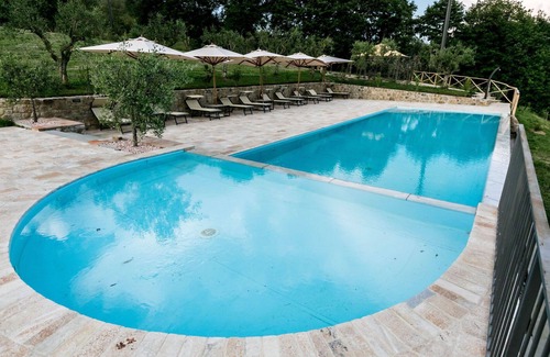Umbertide Villa | Villa à Molino Vitelli avec 8 chambres à coucher, 16 couchages