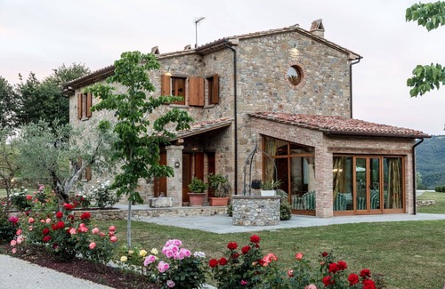 Umbertide Villa | Villa à Molino Vitelli avec 8 chambres à coucher, 16 couchages