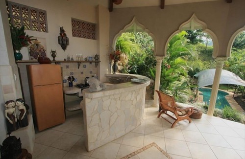 Uvita Villa | Villa pour 2 Niché dans Tropical Paradise, 51 Ft Piscine