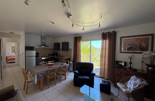 Montagnac Villa | Villa pour 4 pers " L'Amandier" Piscine Lagon à partager