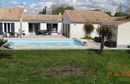 Les Boucholeurs Villa | Villa plein pied pour 6 personnes avec piscine chauffée à 900m de l'océan