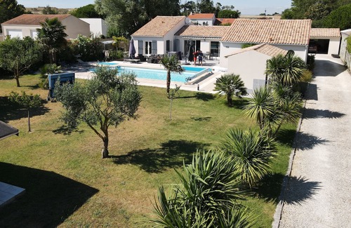 Les Boucholeurs Villa | Villa plein pied pour 6 personnes avec piscine chauffée à 900m de l'océan