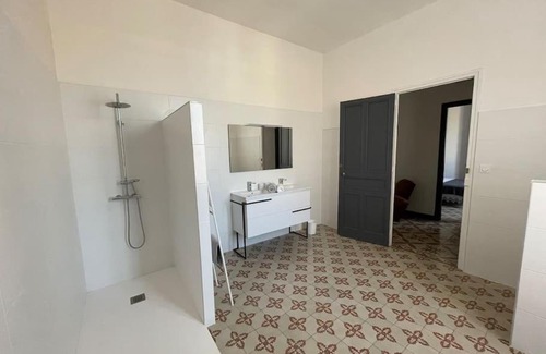 Saint-Hippolyte Maison | VILLA MONTGAILLARD 5km MER cœur village 220m² 3ch