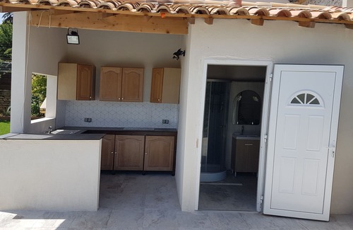 Saint-Mathieu-de-Treviers Villa | Villa Avec 6 Couchages Dans un Village Calme et Arboré