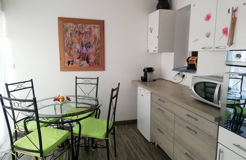 Saint-Quentin-la-Poterie Villa | Villa à 5 km d'Uzès. Environ 120 m2.